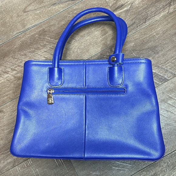 Santa Barbara Polo & Racquet Club Blue Leather bag/purse - Picture 2 of 15